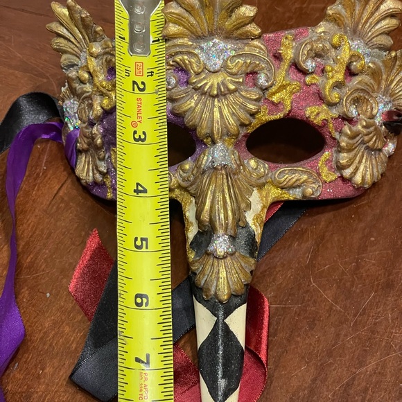 RARE Katherine’s Collection Mardi Gras Mask *flaw - Picture 9 of 10